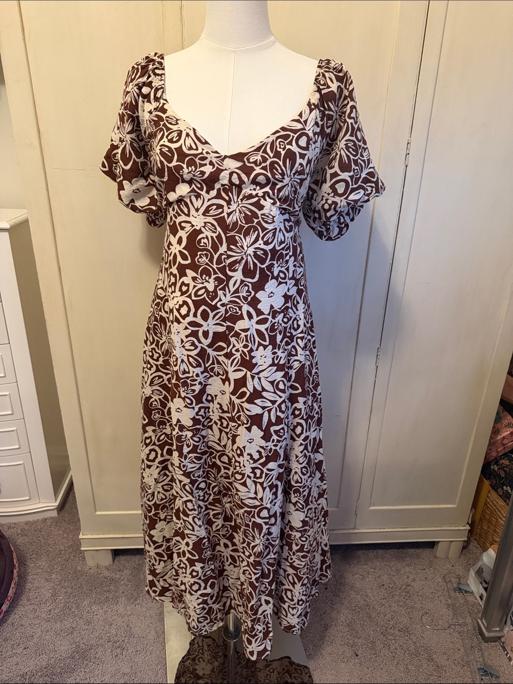 Brown Floral Maxi Dress with Puff Sleeves